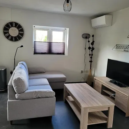 Bed & Breakfast Knooppunt70