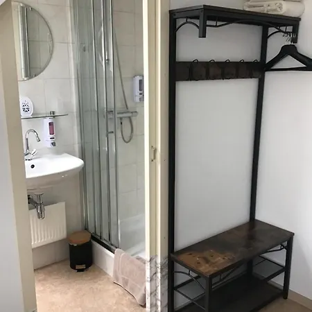 Knooppunt70 Bed & Breakfast Arcen