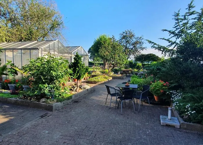 Knooppunt70 Bed & Breakfast Arcen