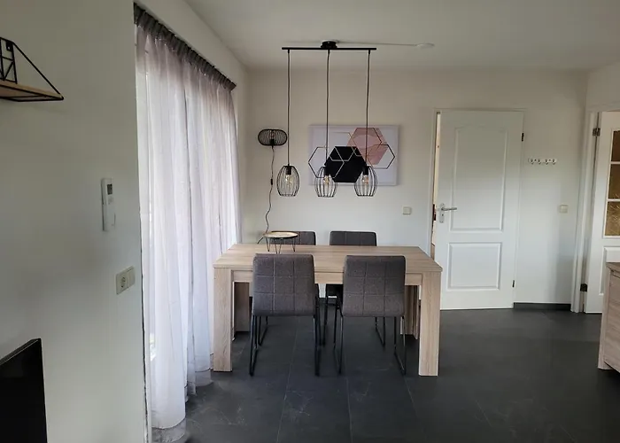 Knooppunt70 Bed & Breakfast Arcen