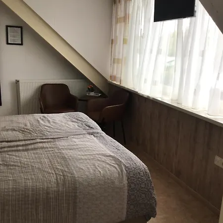 Bed & Breakfast Knooppunt70 Arcen